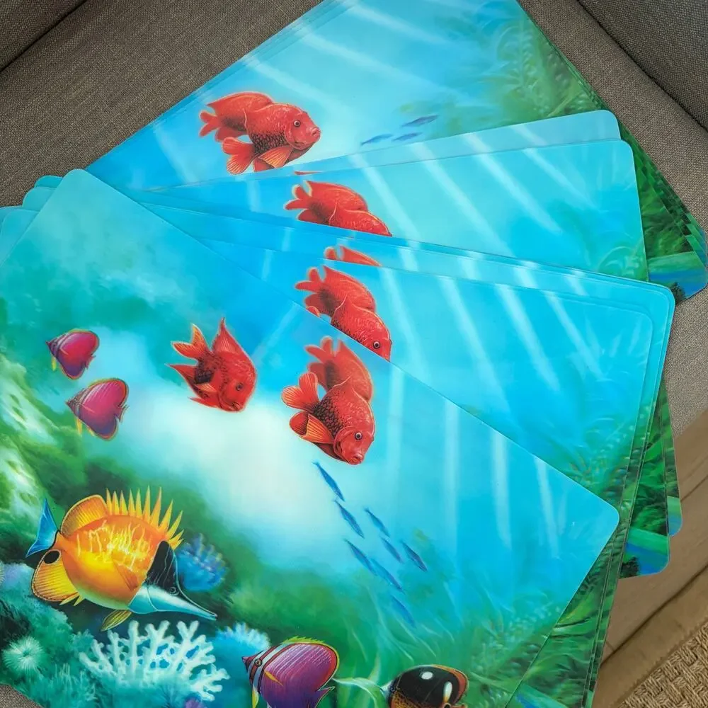 LOT 19 Lenticular Fish Sea 17
